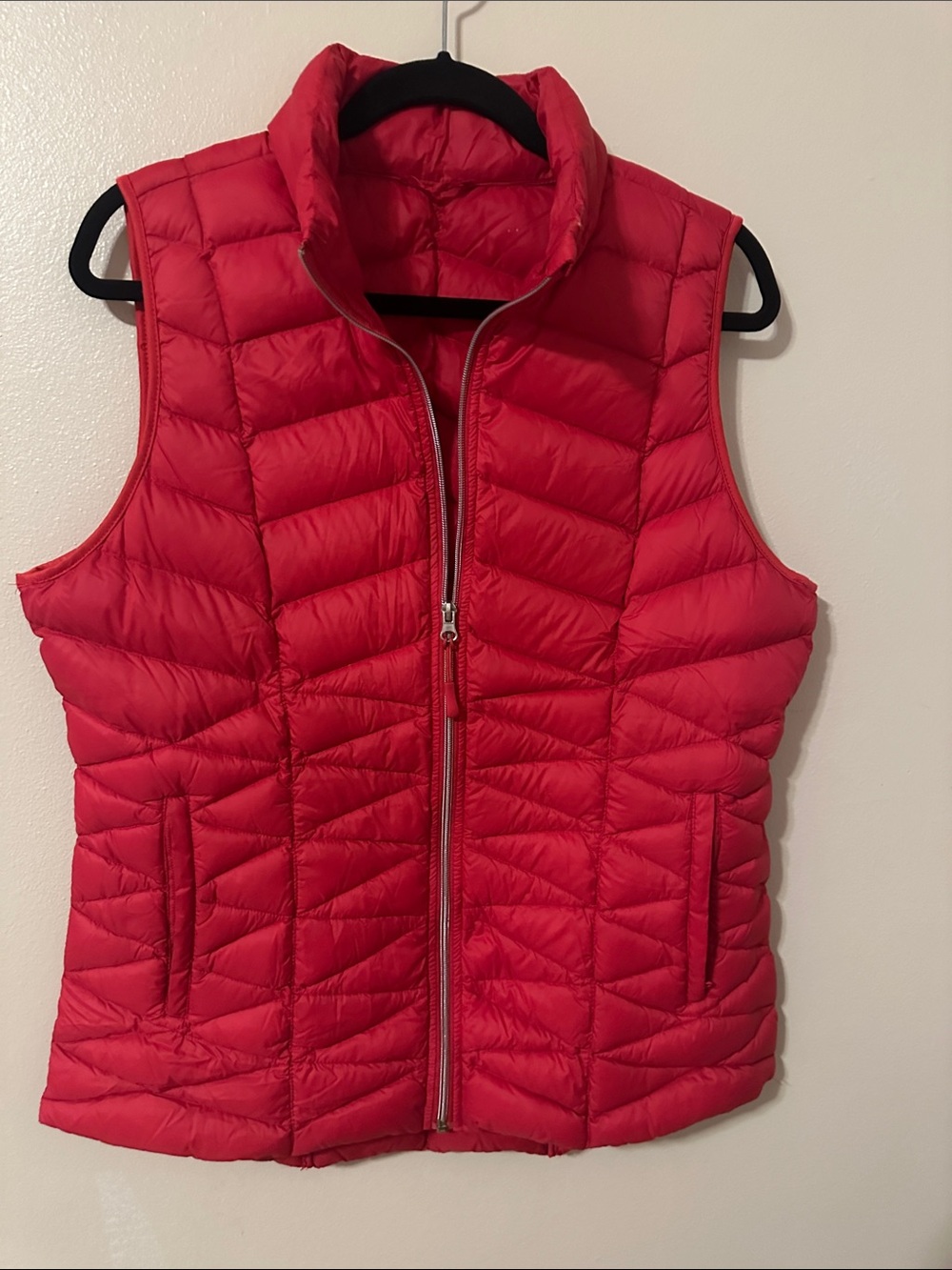 Women's Red Quilted Packable Puffer Vest